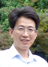 陈峰，1986年进入原南通医学院攻读硕士学位
