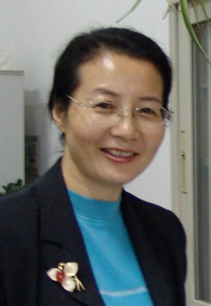 杨黄恬， 1977年进入原南通医学院学习