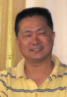 茆林凤， 1980年进入原南通纺织专科学校学习