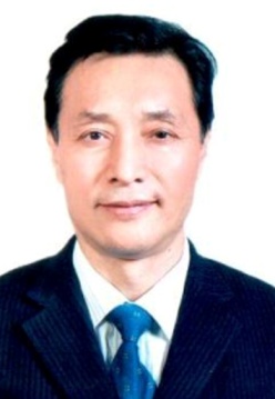 张绍祥， 1983年进入原南通师范专科学校学习