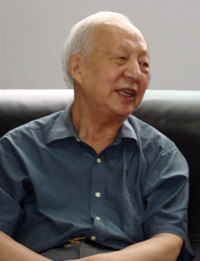 保铮简介
