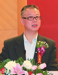 严克勤简介