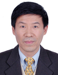 秦厚荣简介
