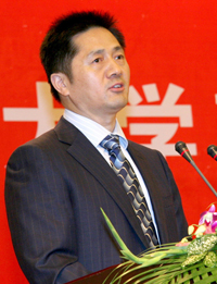 樊嘉简介