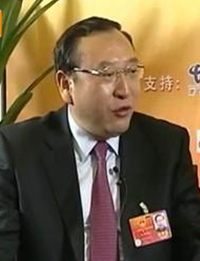 王静成简介